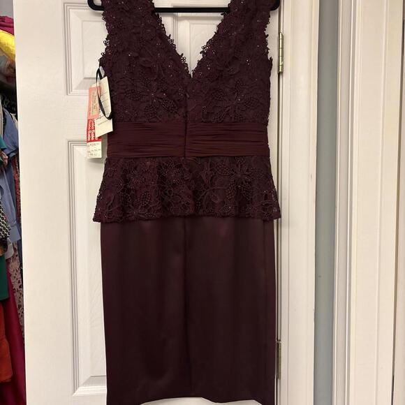 NWT  Social Occasions by Mon Cheri. Satin Sequin Mother Of Bride. Size 8. $398 - Picture 9 of 12